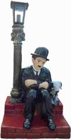 Chaplin lamp met een hond.  70