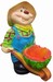 Figuur met kruiwagen 